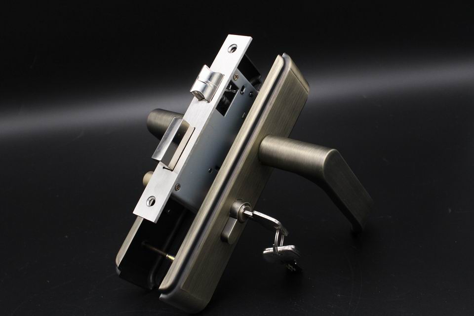 High quality stainless steel 304 toilet door lock with lock cylinder